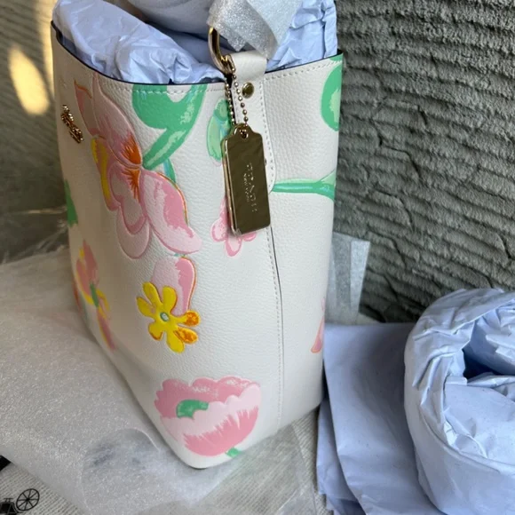 COACH LARGE Town Bucket Bag With Dreamy Land Floral Print BRAND NEW WITH TAGS - Picture 7 of 11